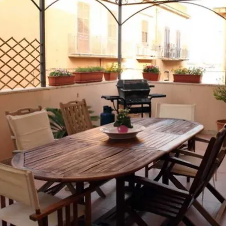 La Terrazza Sul Porto Frühstückspension